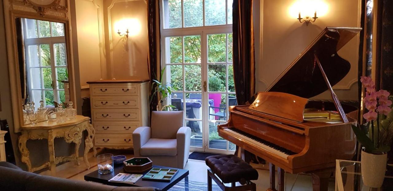 Les Grands Arbres Bed and Breakfast Bryssel Exteriör bild